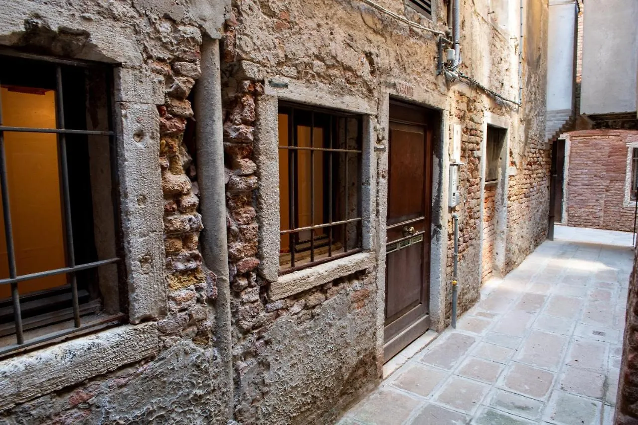 Ca' Dell' Arte Luxury Apartamento Veneza 0*,  Itália